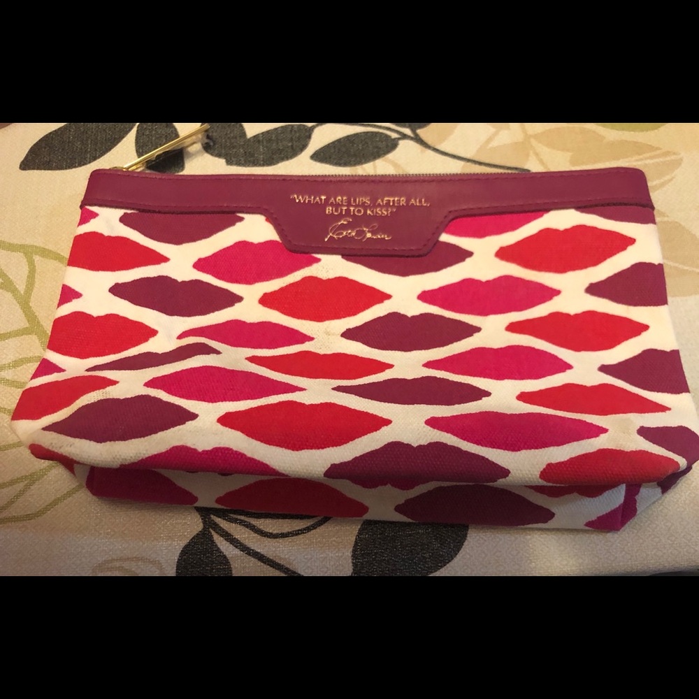 New cosmetic bag